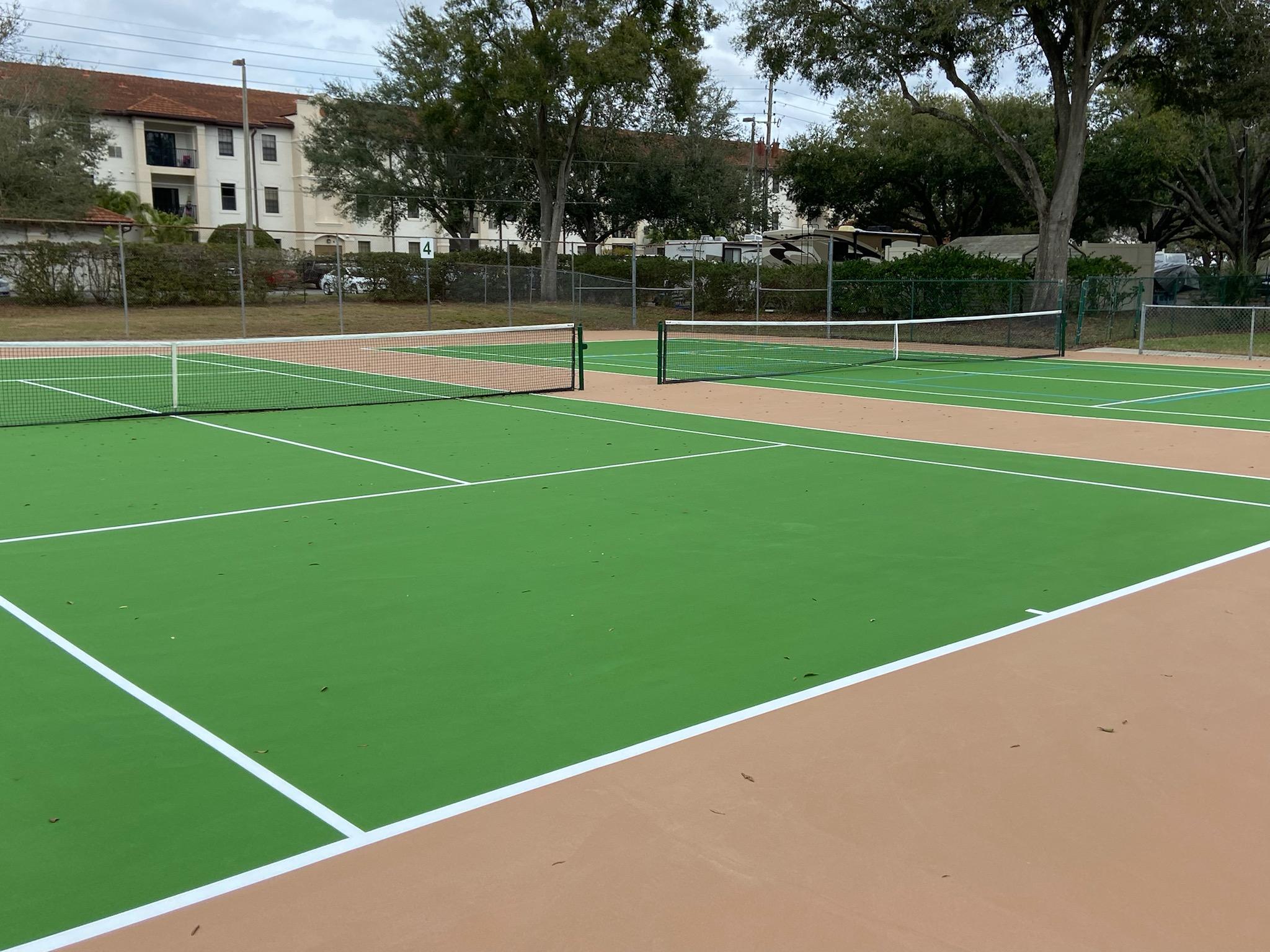 DynaColor - Varsity Courts - Dynaflex Light Green and Beige Orlando, FL 2022